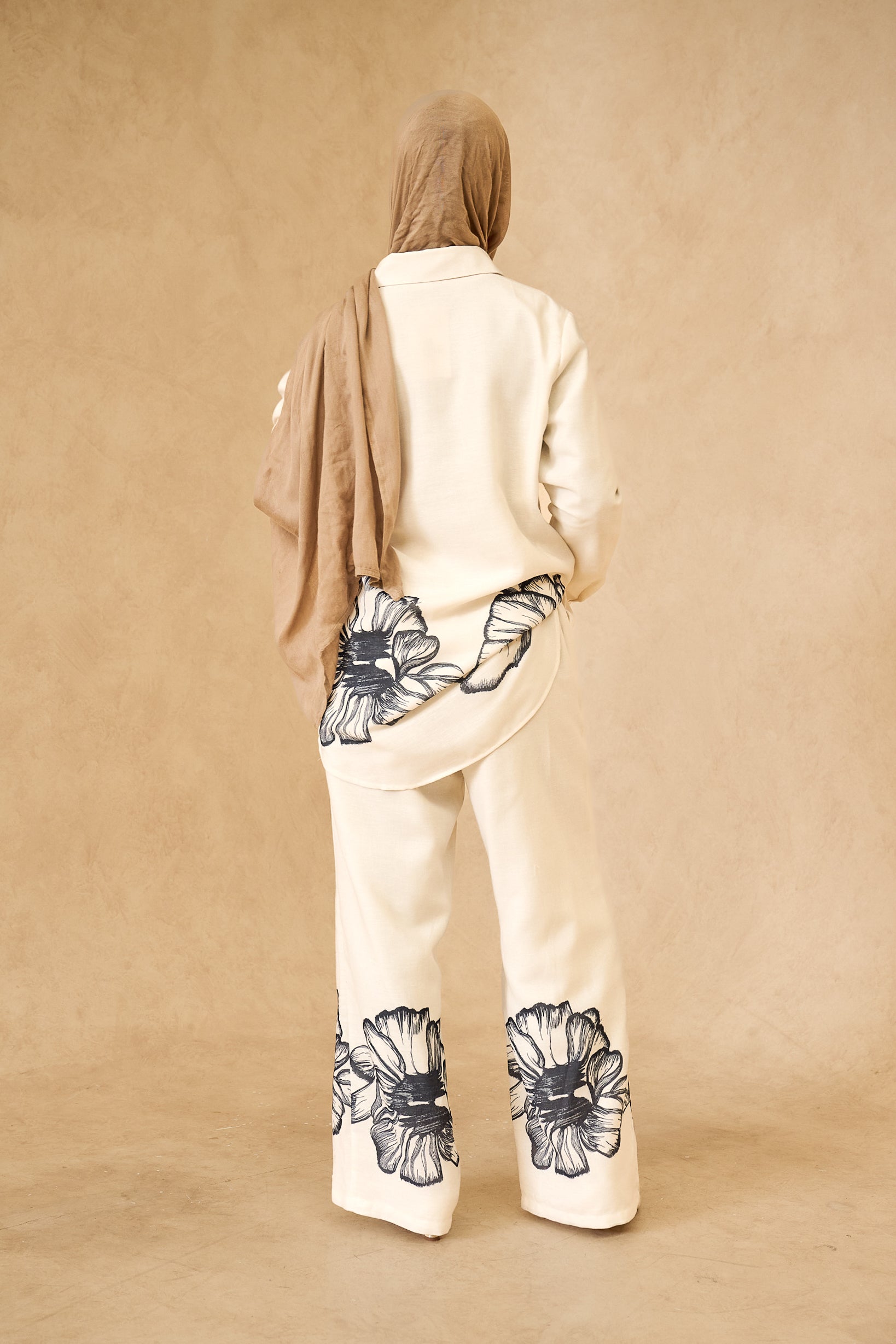 SS0077S-WHI-outfit-set