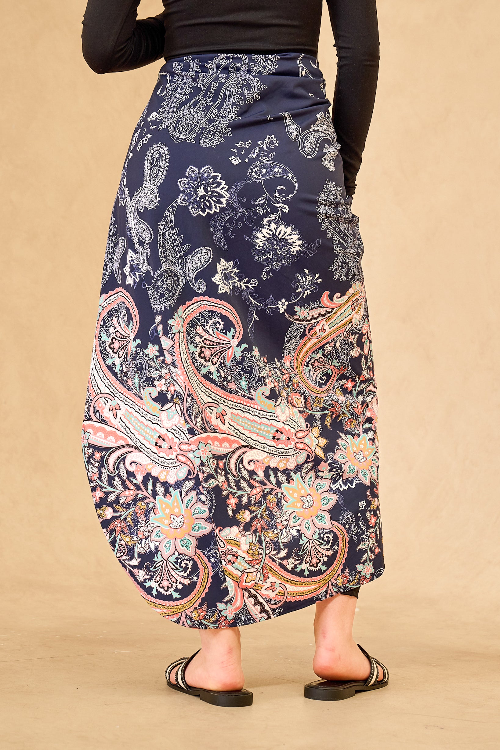 SS0112-NAV-printed-sarong