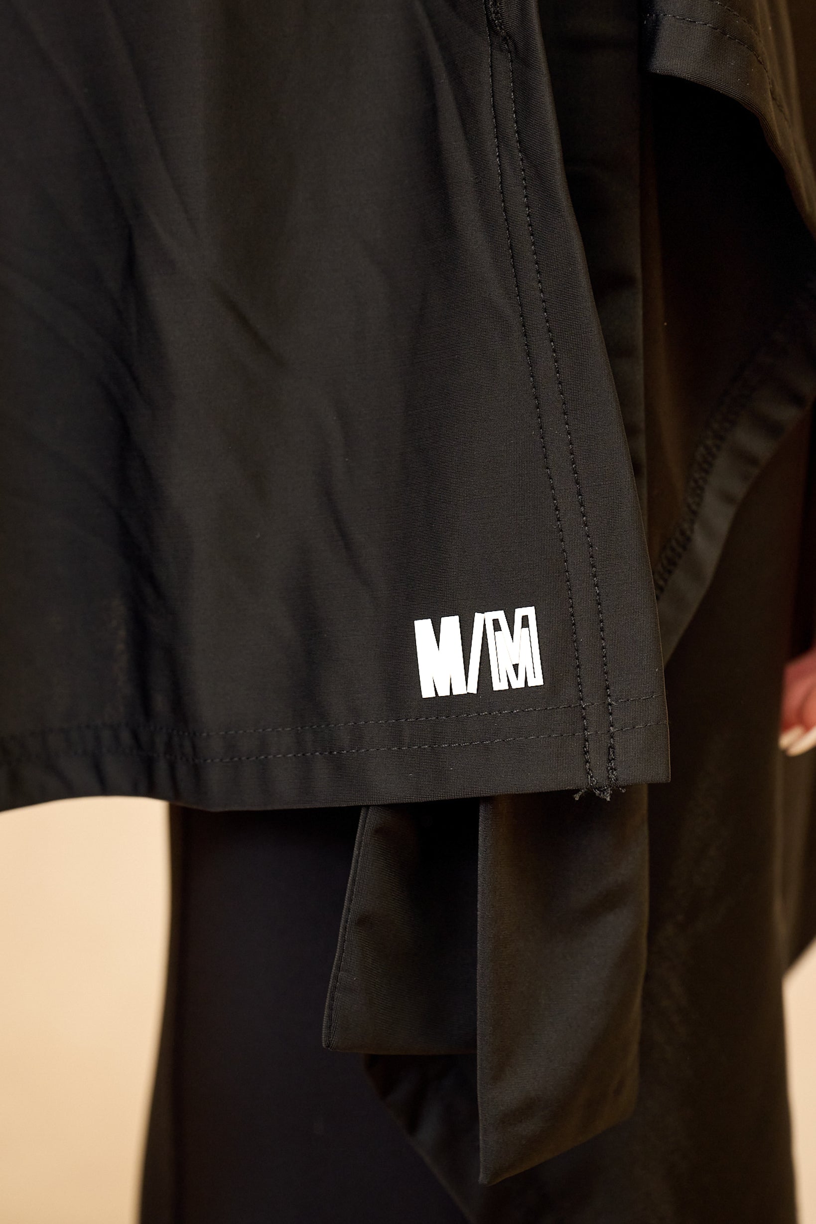 SS0129-BLA-sport-skirt