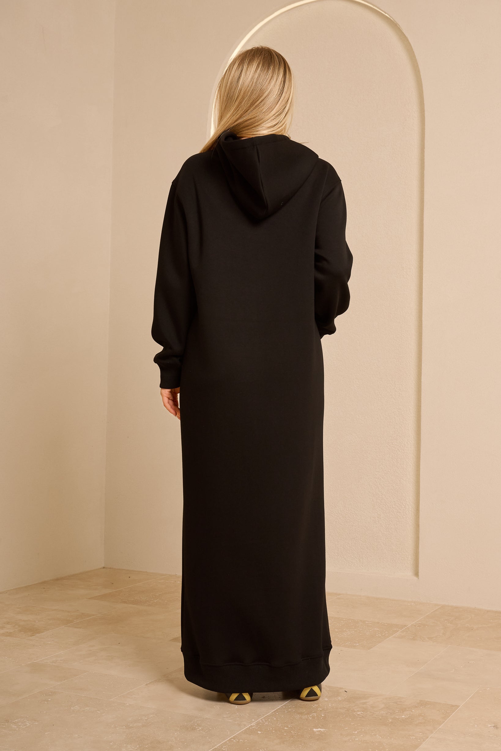 Modelle/Move Streamline Dress — ÈLAN Edit