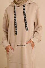 Modelle/Move Streamline Dress — ÈLAN Edit