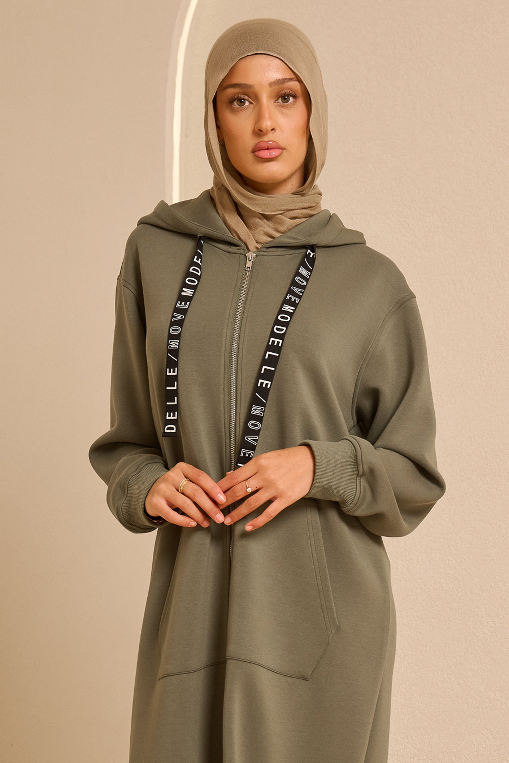 Modelle/Move Tempo Zip Maxi — ÈLAN Edit