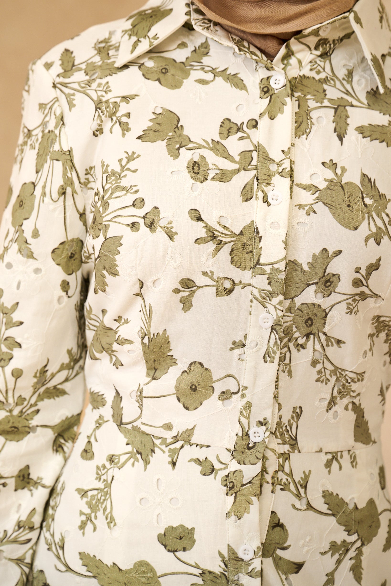 SS0140-KHA-floral-maxi-dress