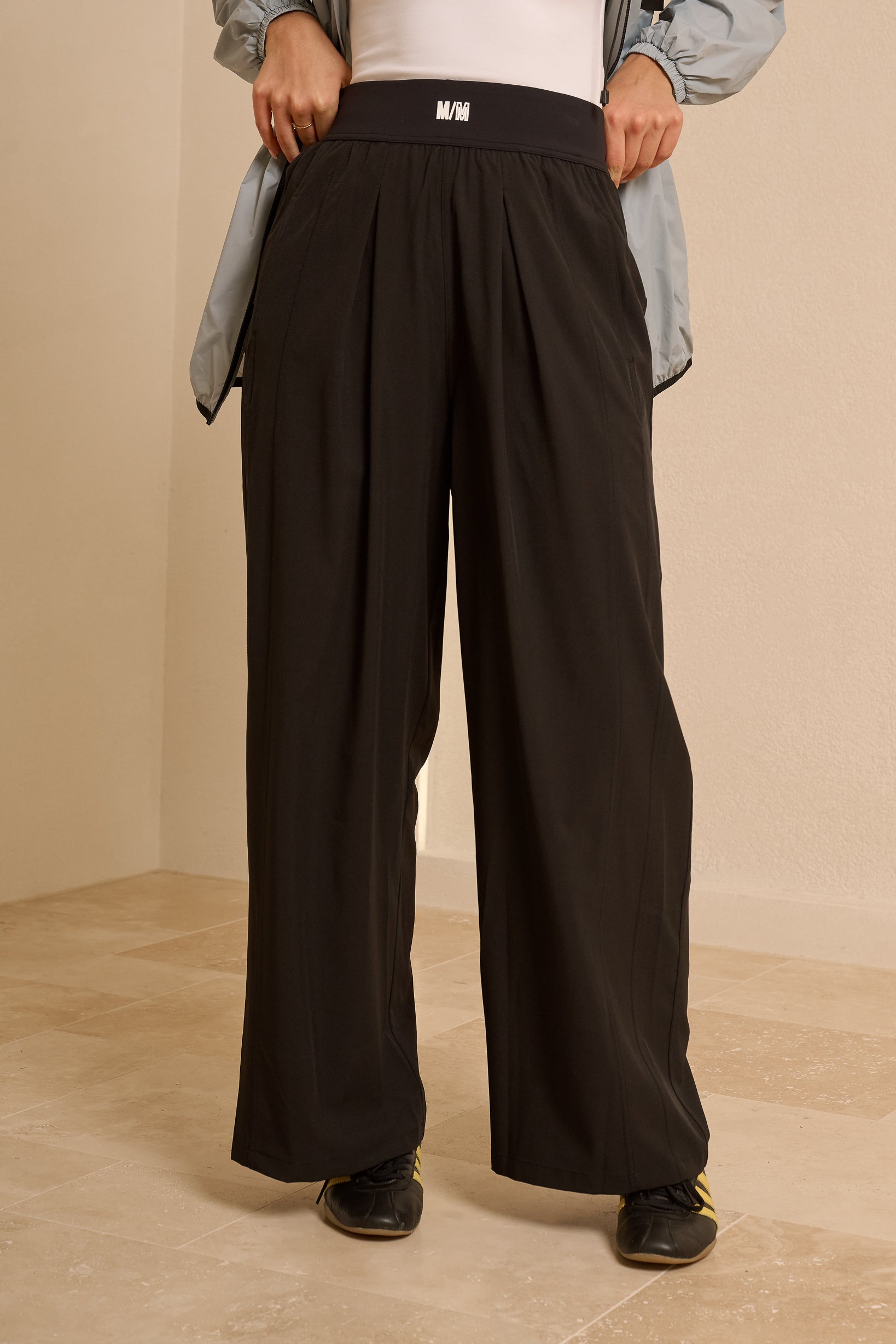 SS0141-BLA-active-pants