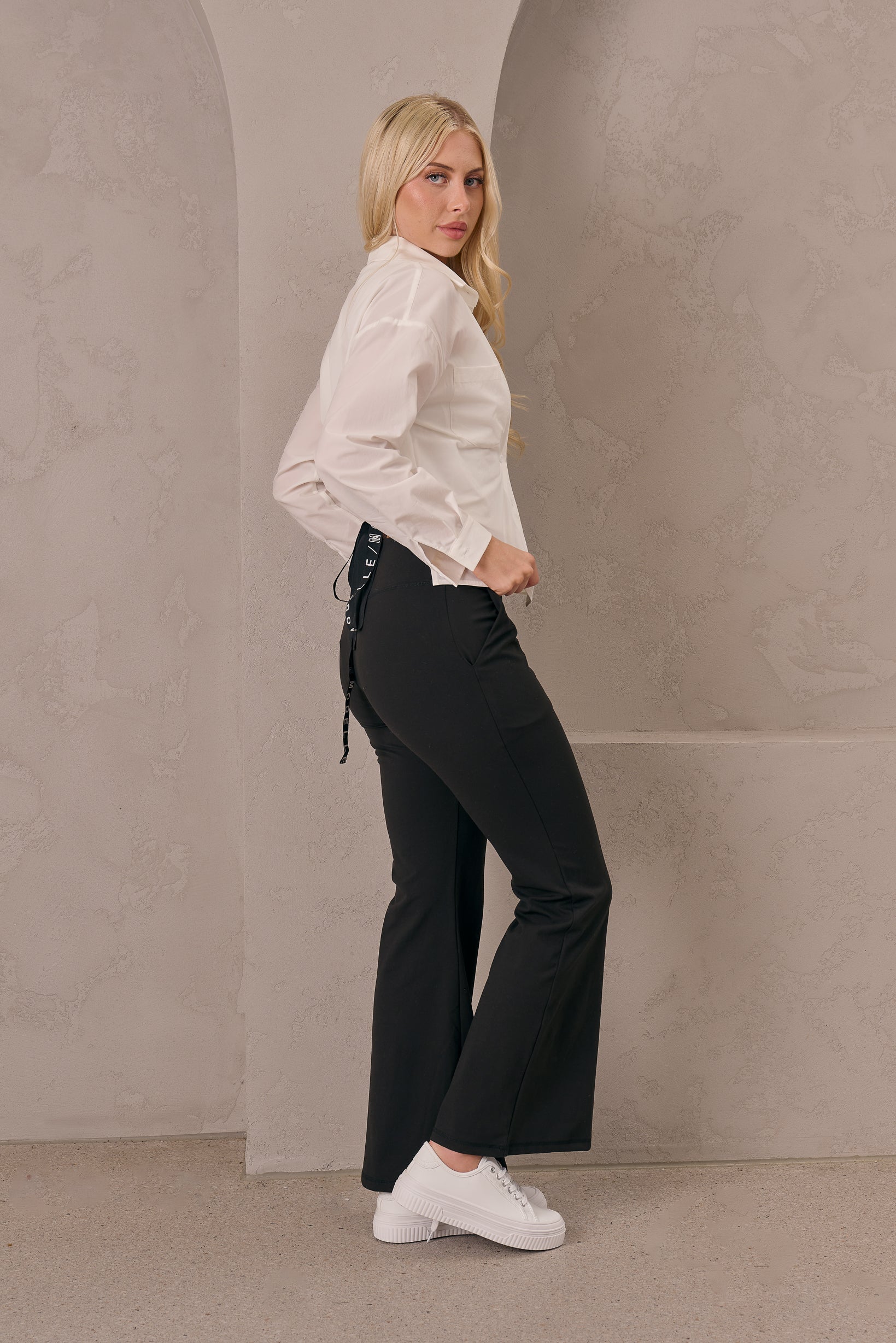Modelle/Move Vanta Shirt