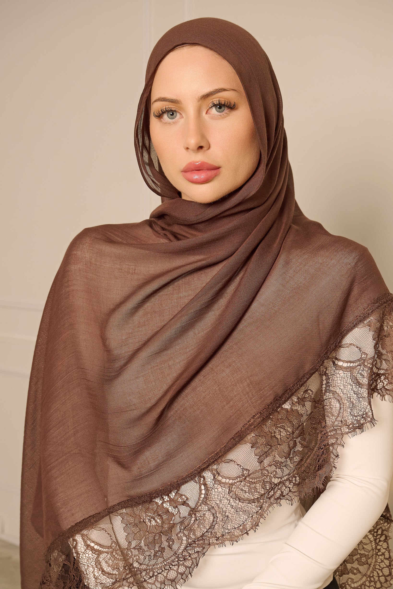 SS0217-choco-shawl