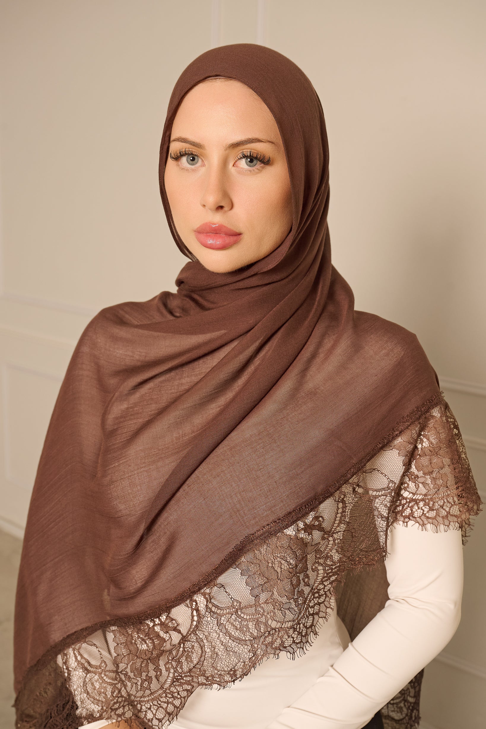 SS0217-choco-shawl
