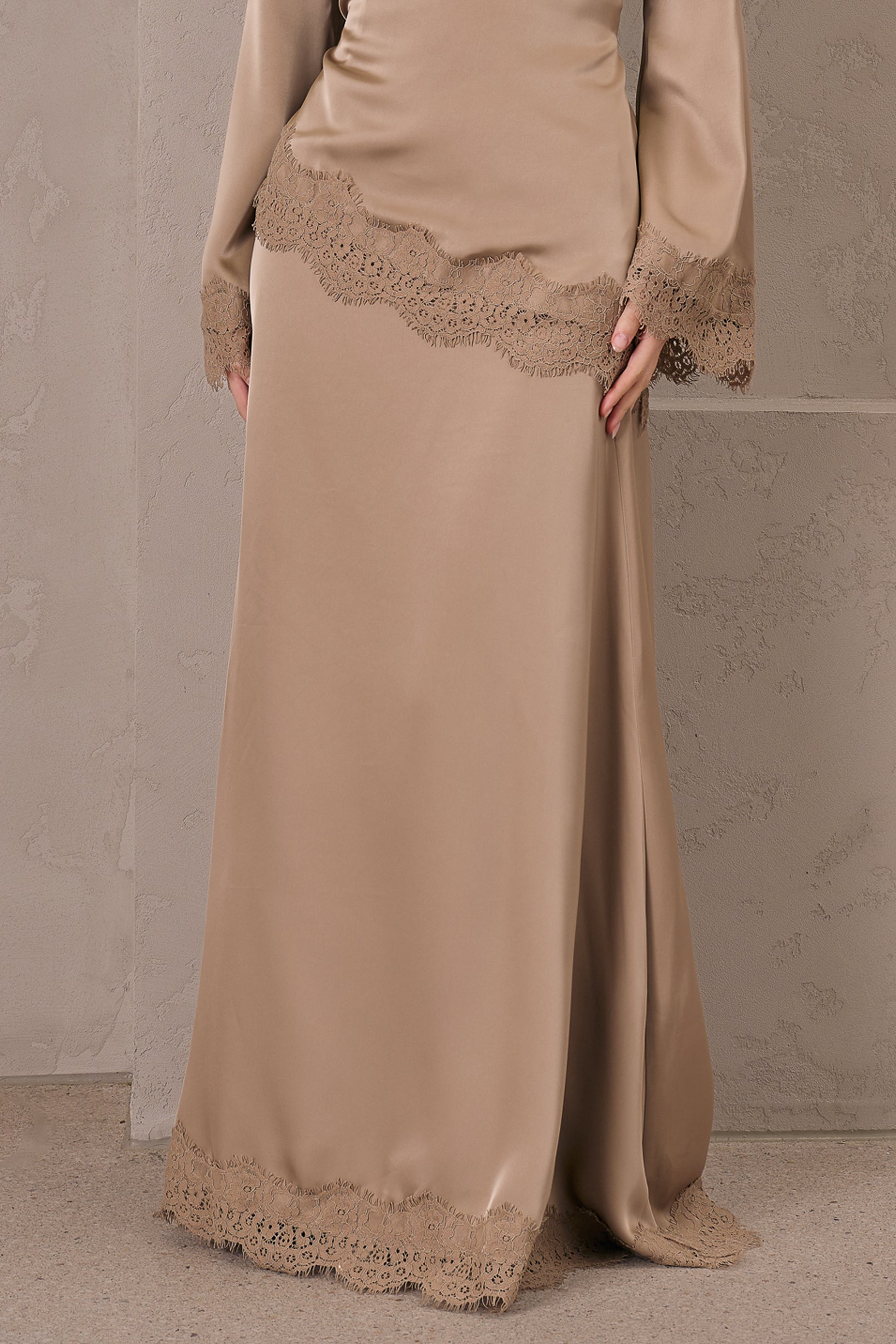 Lace Reverie Skirt