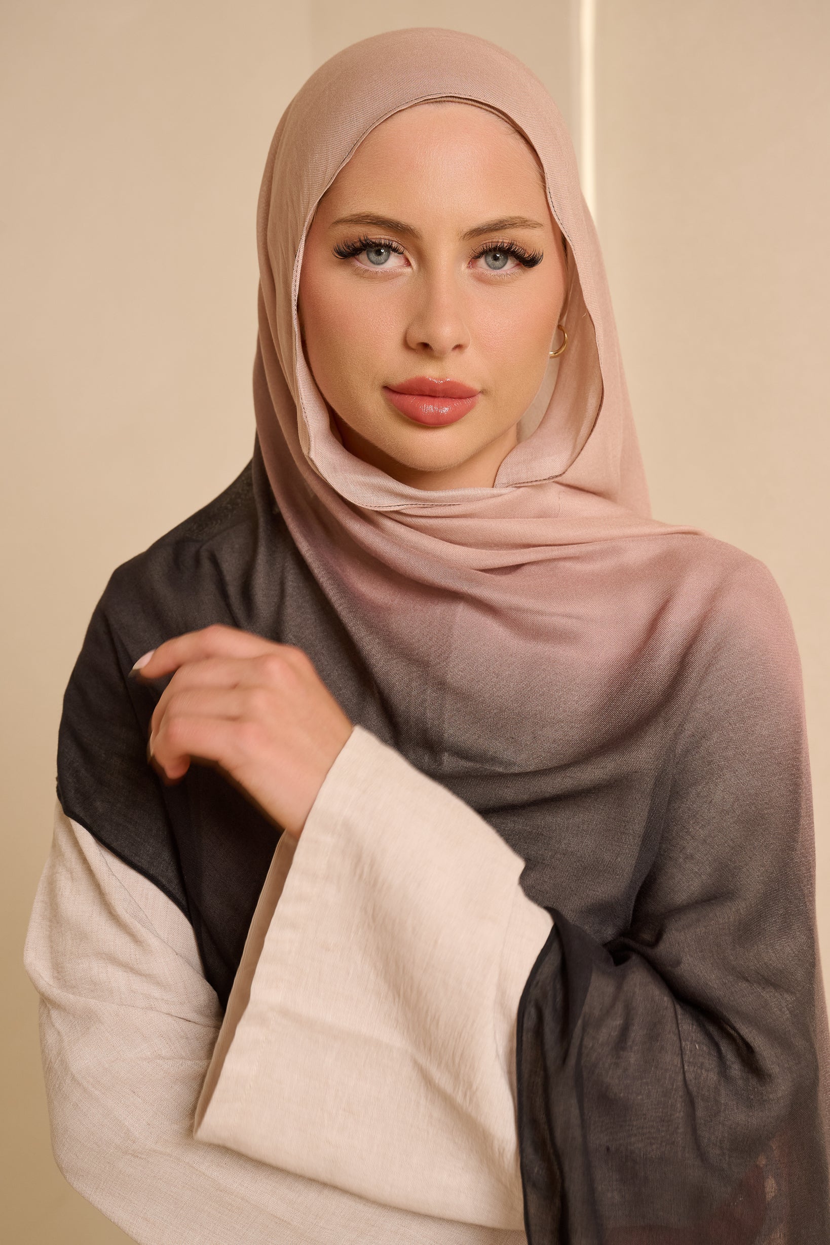 Sha006-Blck-Nude-Shawl