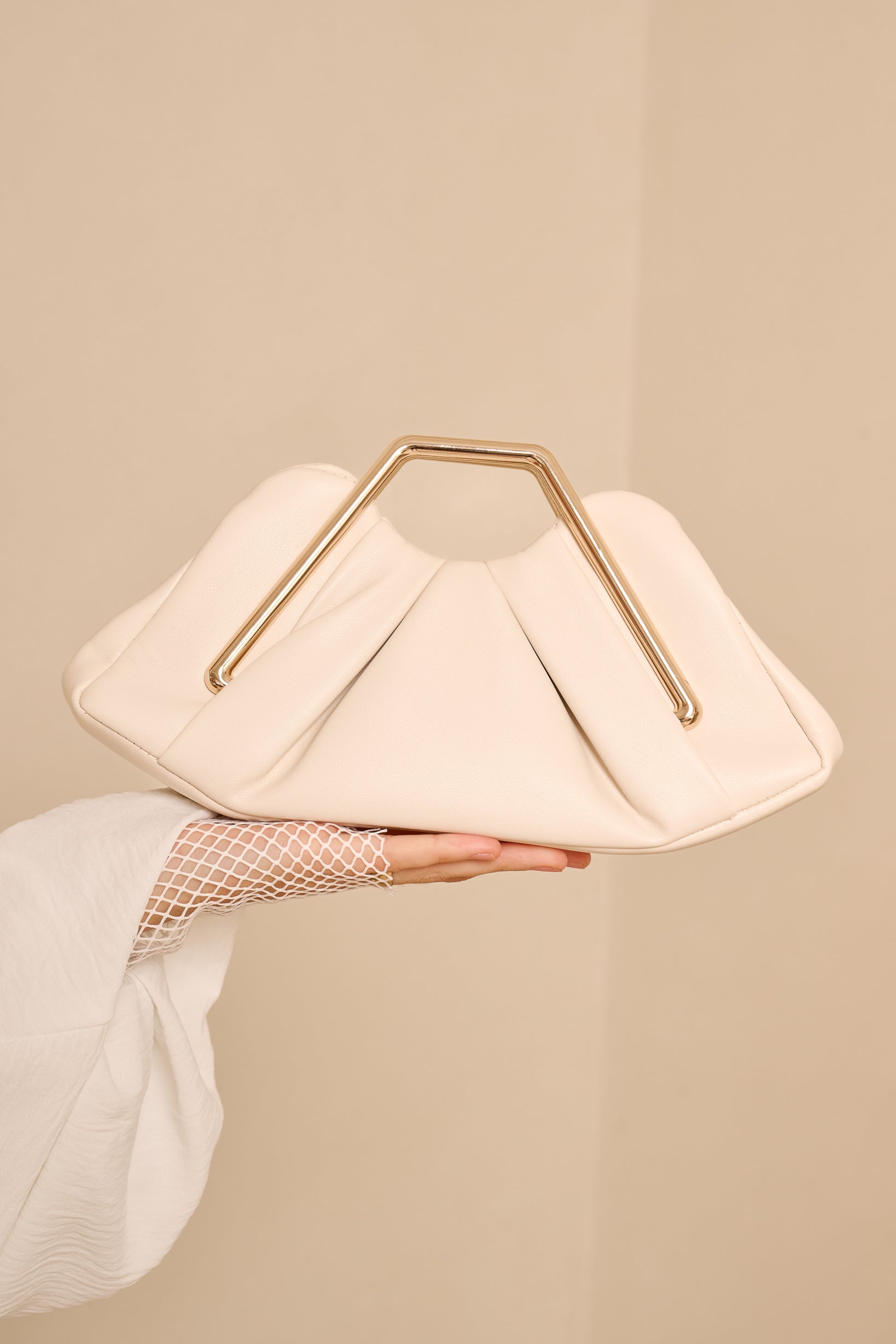 WH2521-White-Handbag