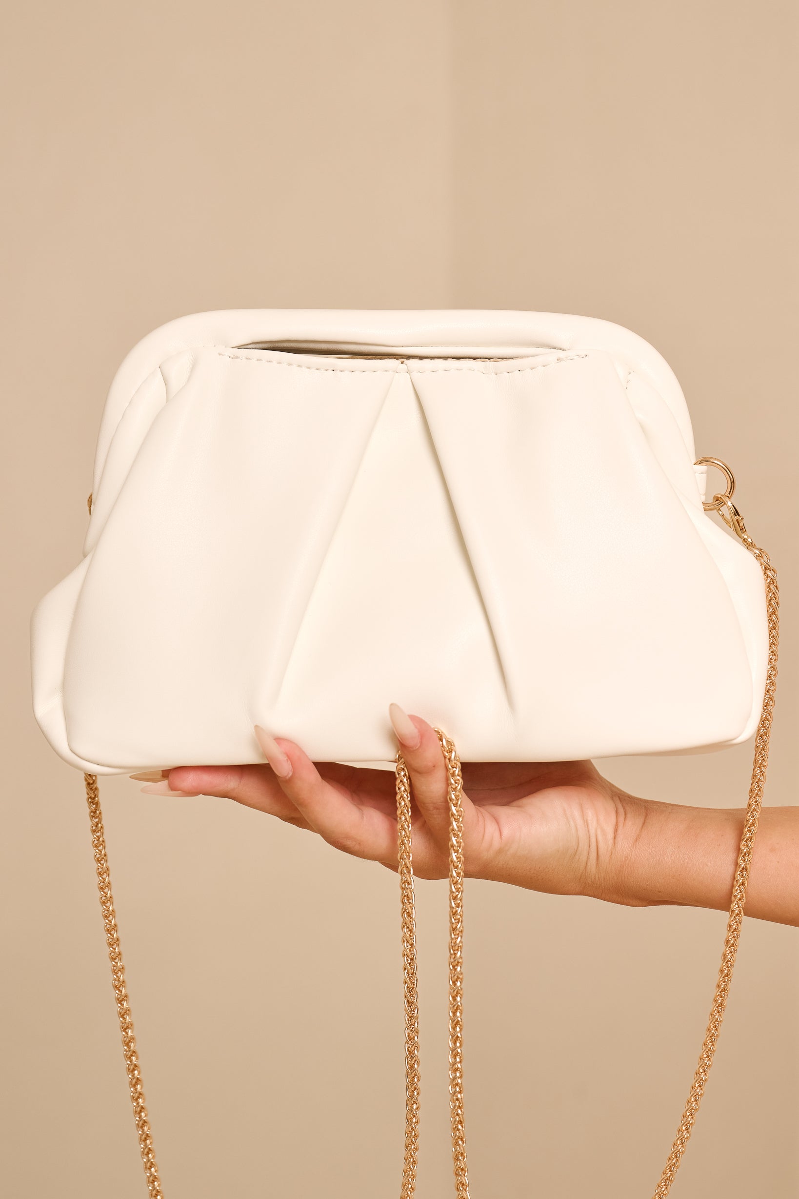 WH2562-White-Handbag