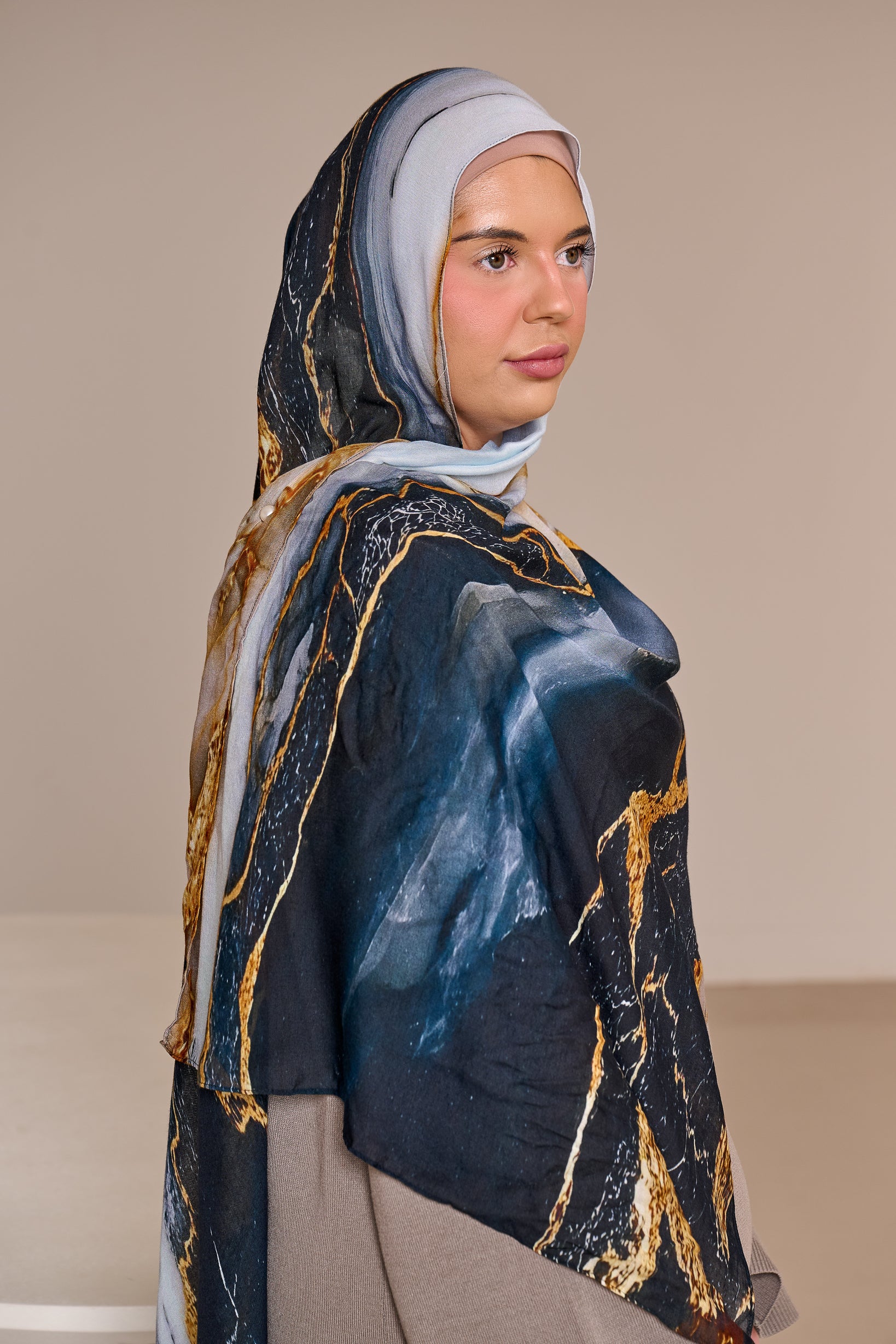 WMS001-34-modal-shawl