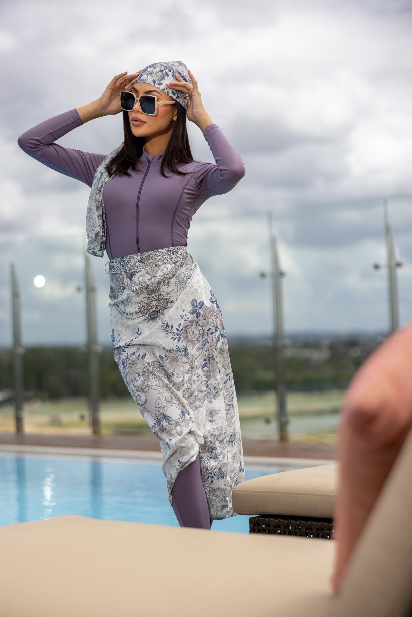 Ladies' Swim Skirt White Paisley Beaded Sarong Modelle