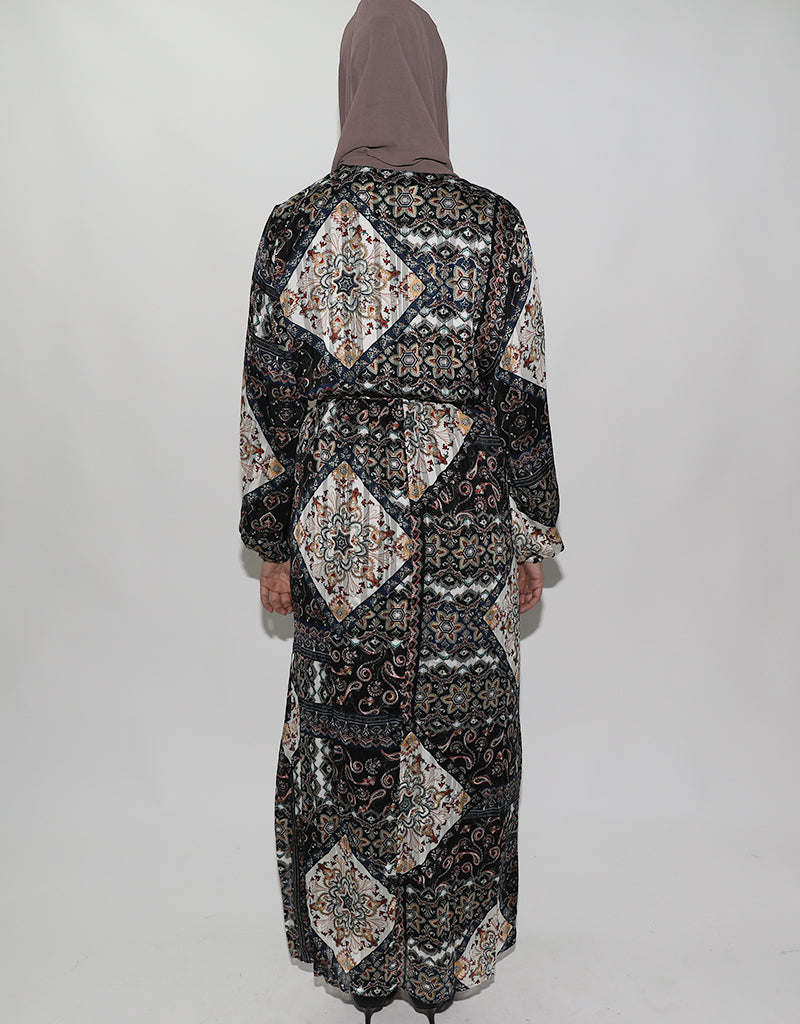 Paisley Box Print Satin Dress -  Modelle