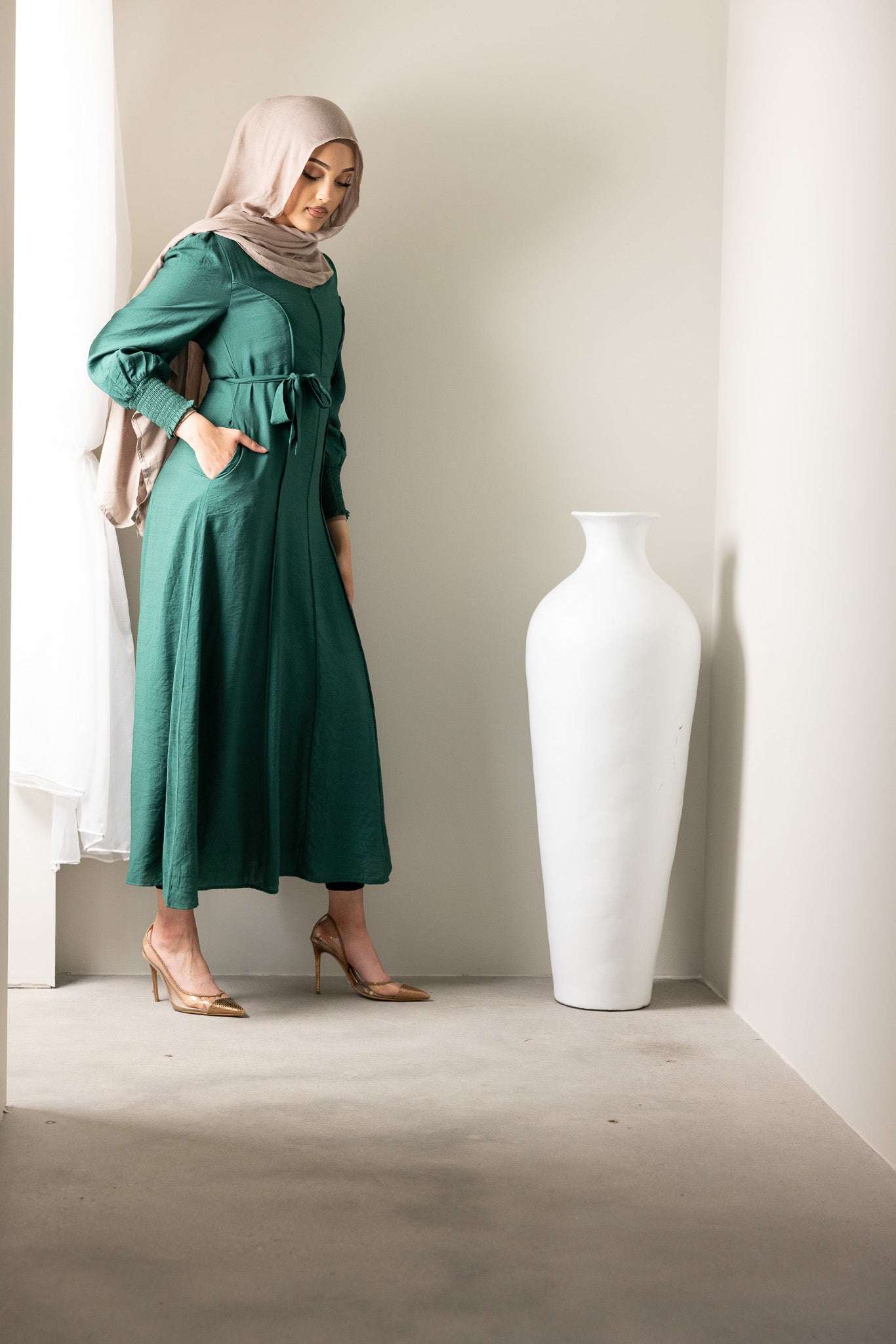 60672-EMR-dress-abaya