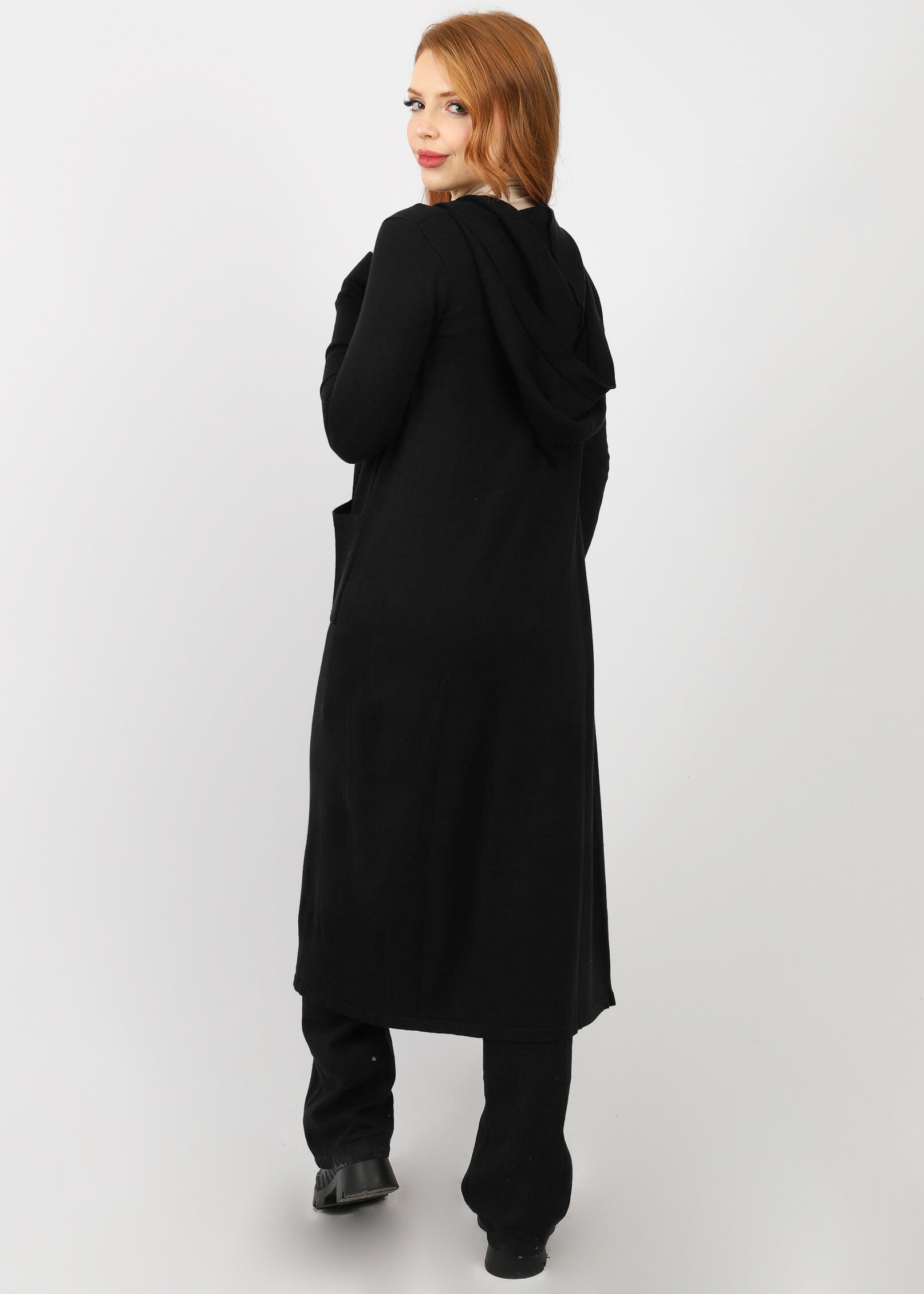 7905-Black-cardigan-knit