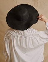 A2010Black-hat-accessories