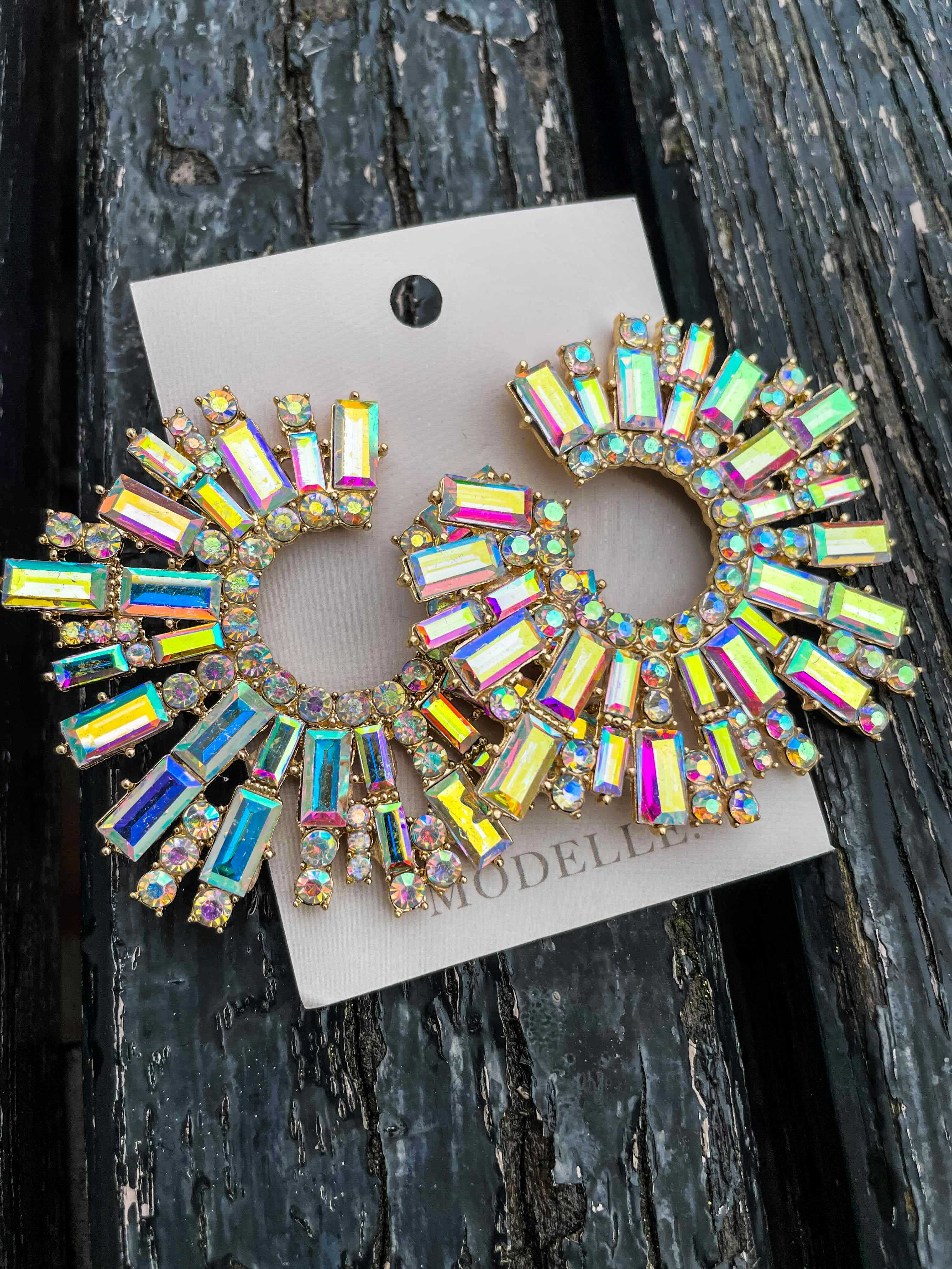 AMDL1136-earrings-accessories