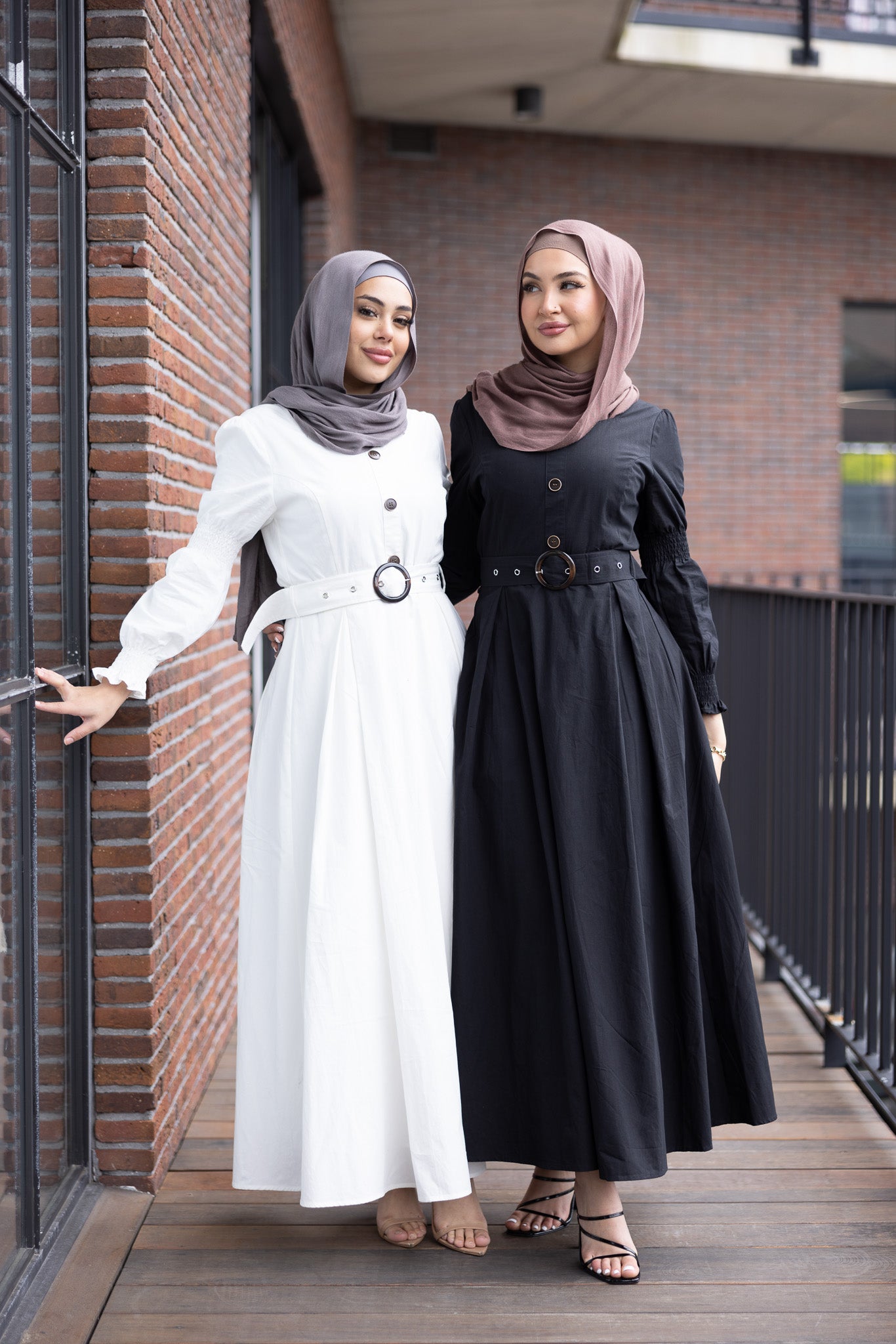 M7421White-dress-abaya