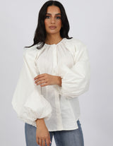 M7686White-blouse-top