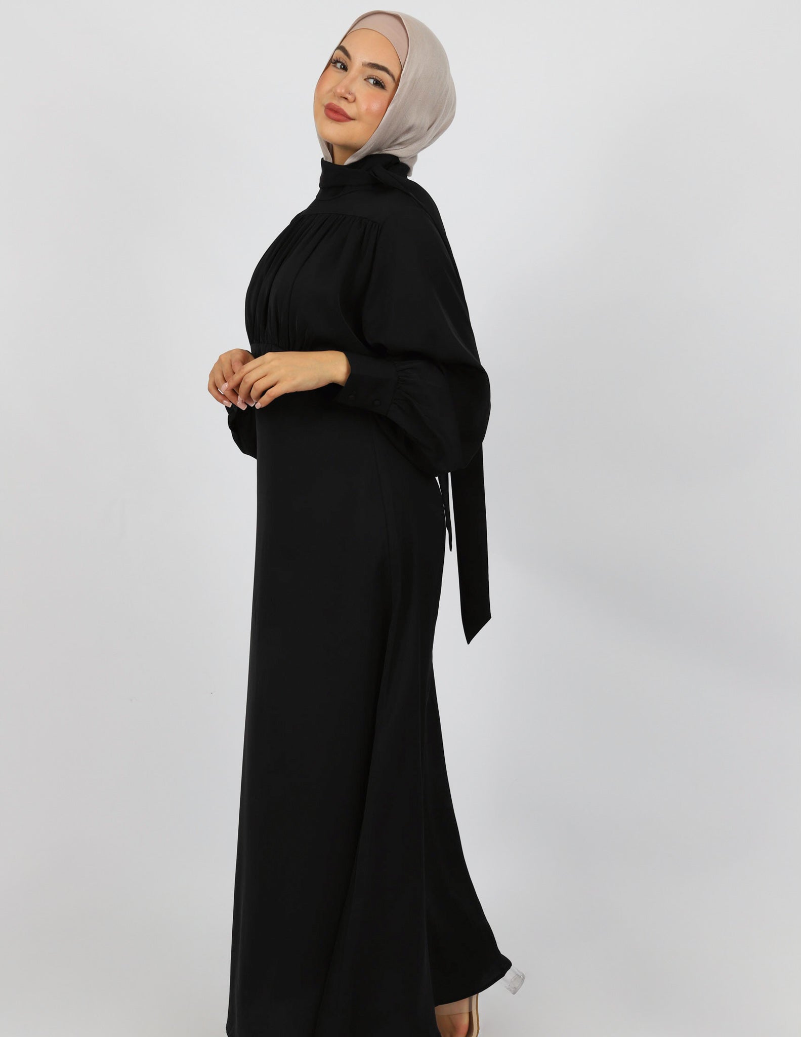 M7711Black-dress-abaya