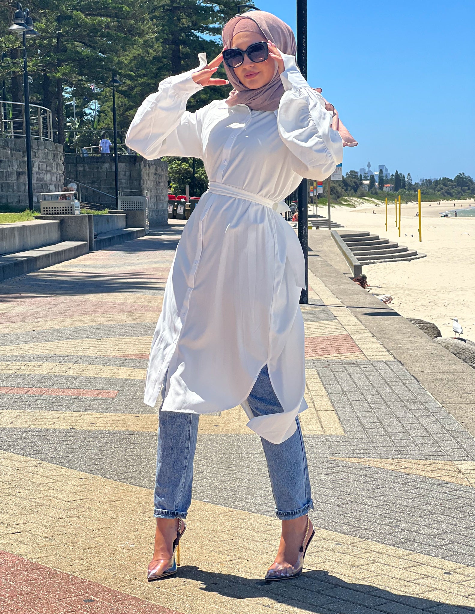 M7737White-dress-abaya
