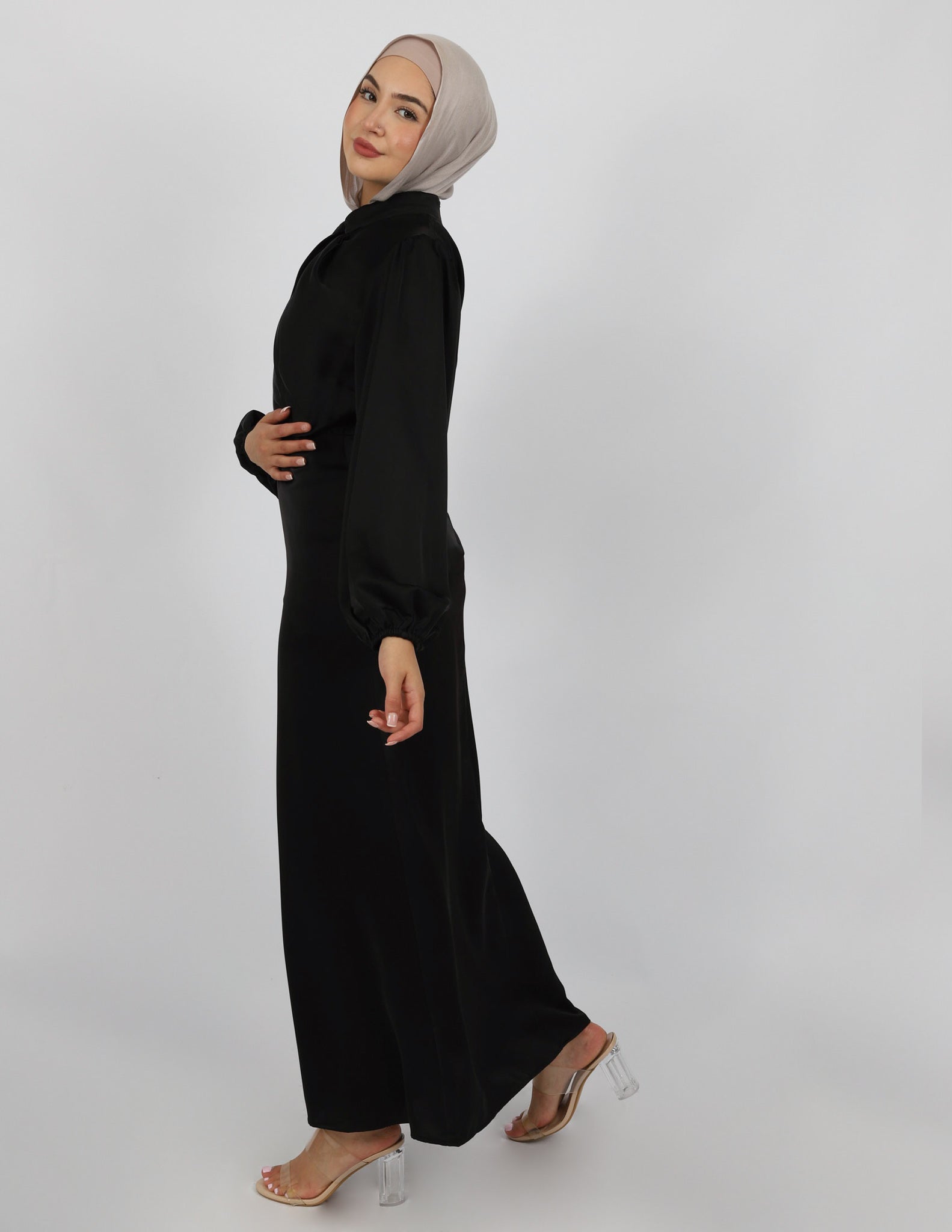 M7784Black-dress-abaya