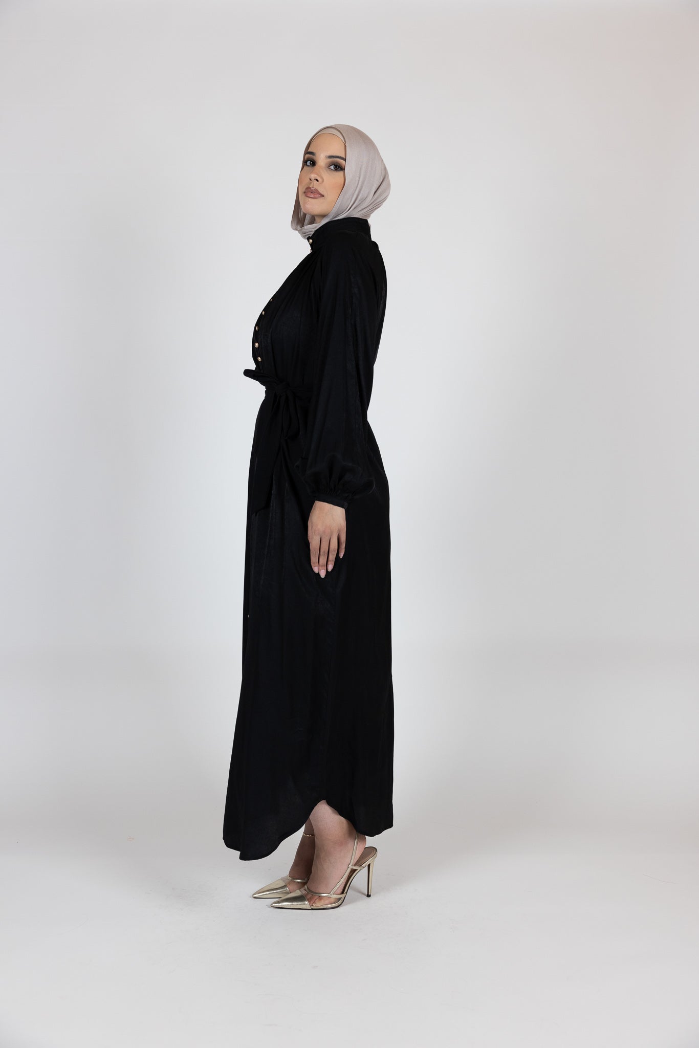 M7821Black-dress-abaya