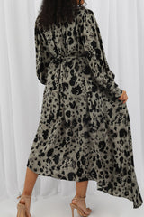 M7858LeopardPrint-dress-abaya