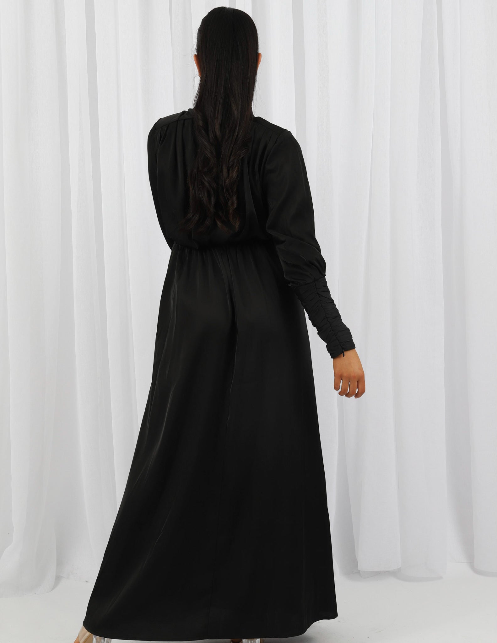 M7913Black-dress-abaya