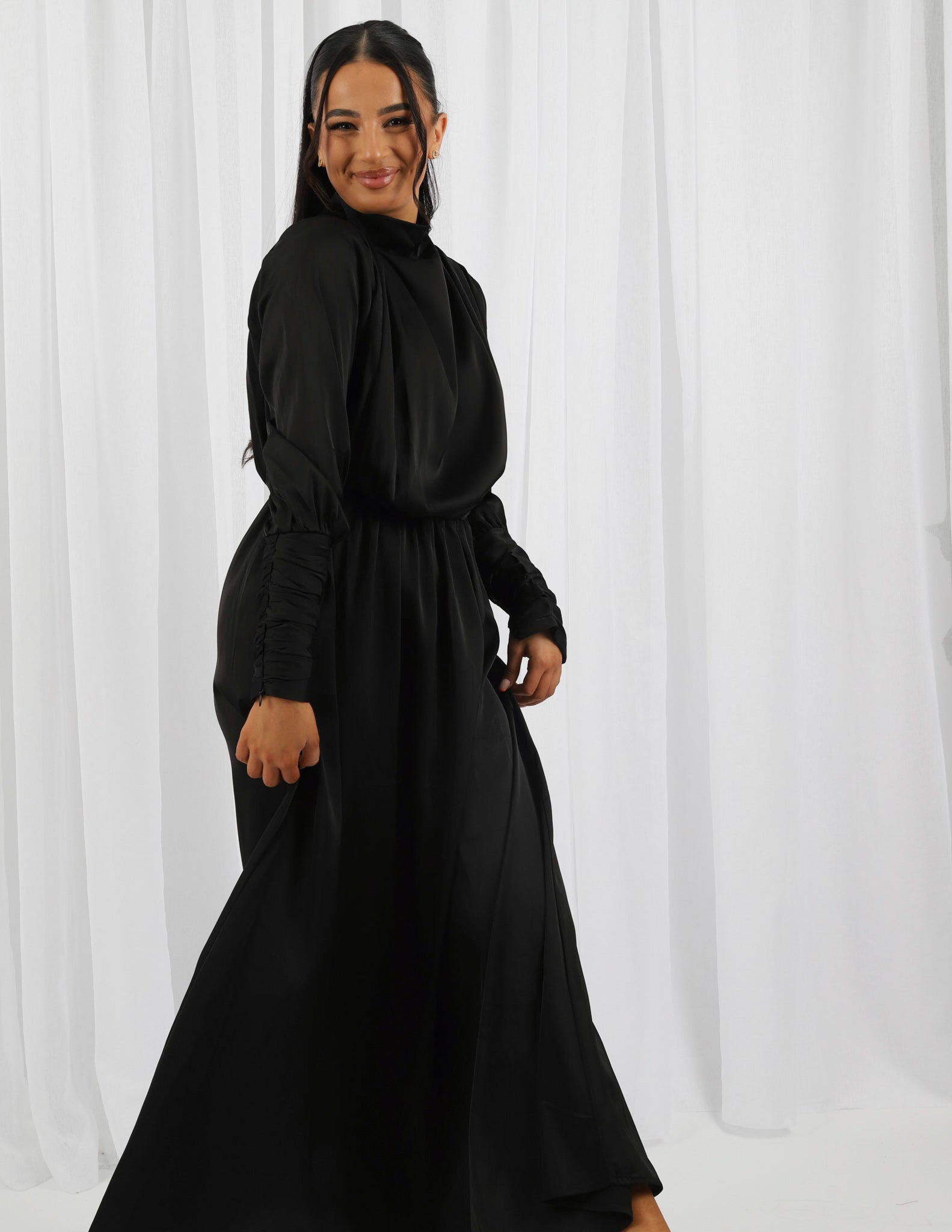 M7913Black-dress-abaya