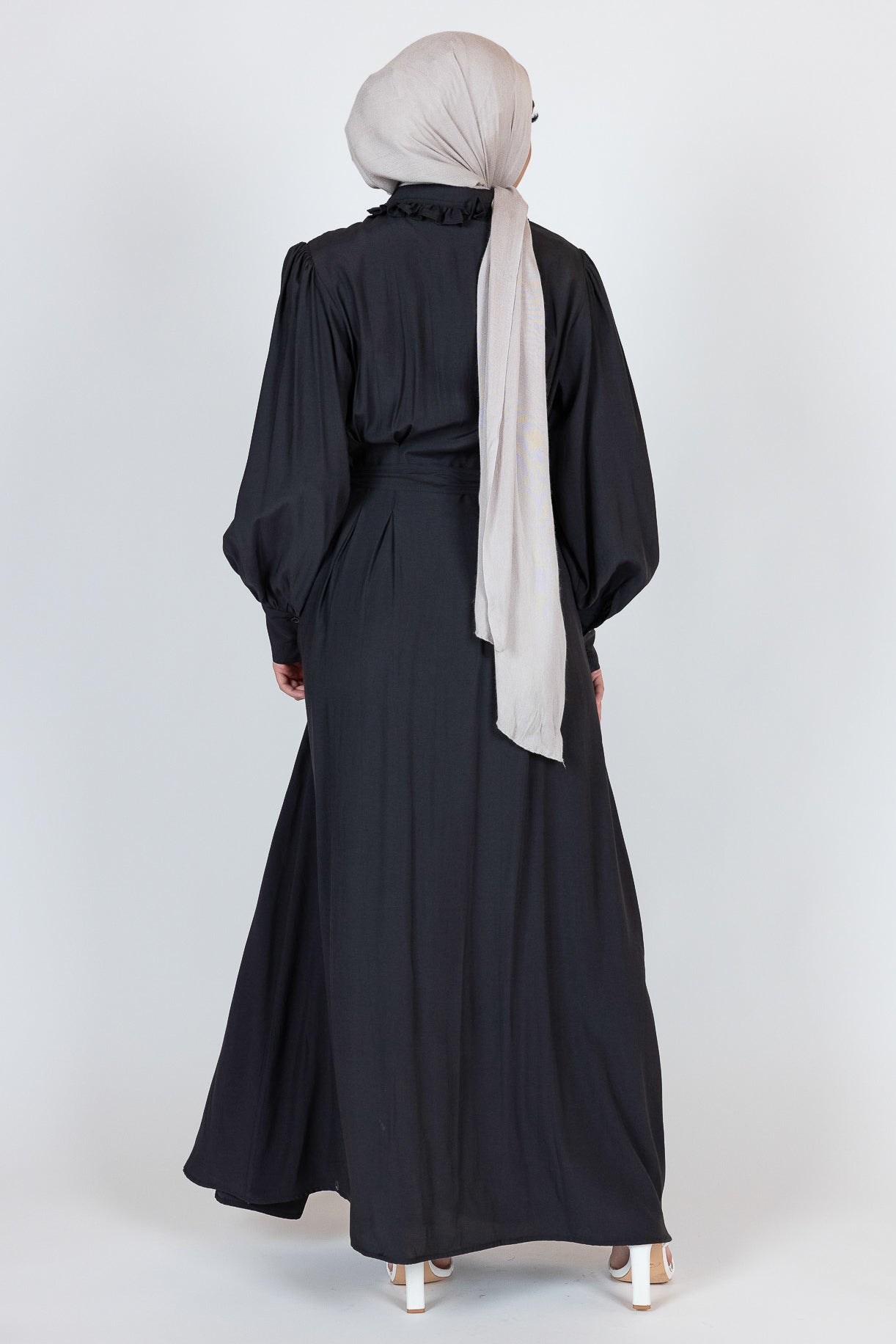 M8118Black-dress-abaya