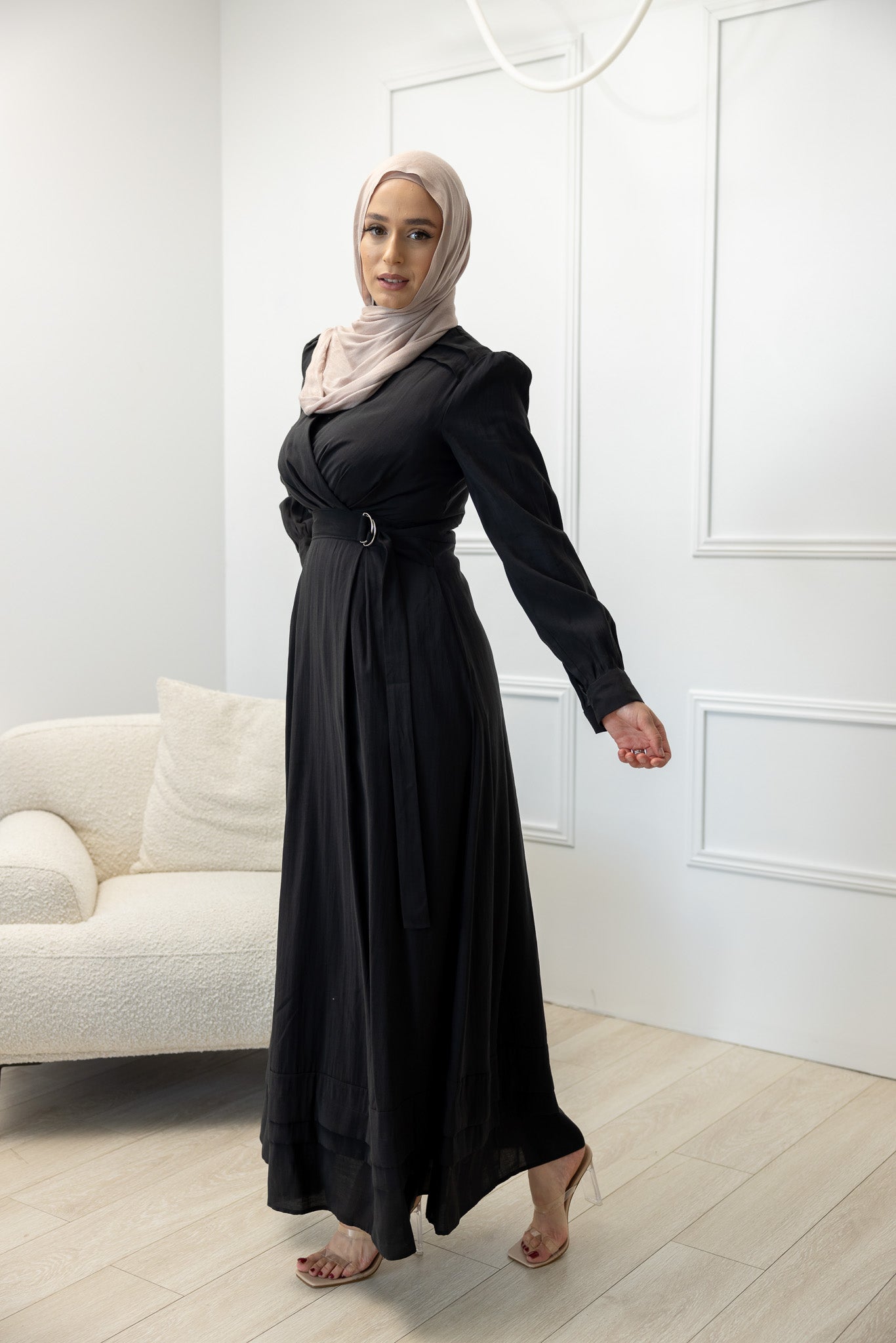 M8169Black-dress-abaya