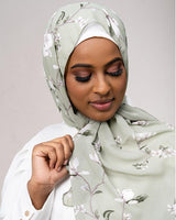 SC00006FreylaSage-scarf-hijab