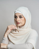 SC00006a-Wonder White-shawl-hijab