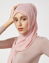 SC00006aPrettyInPink-238-shawl-hijab