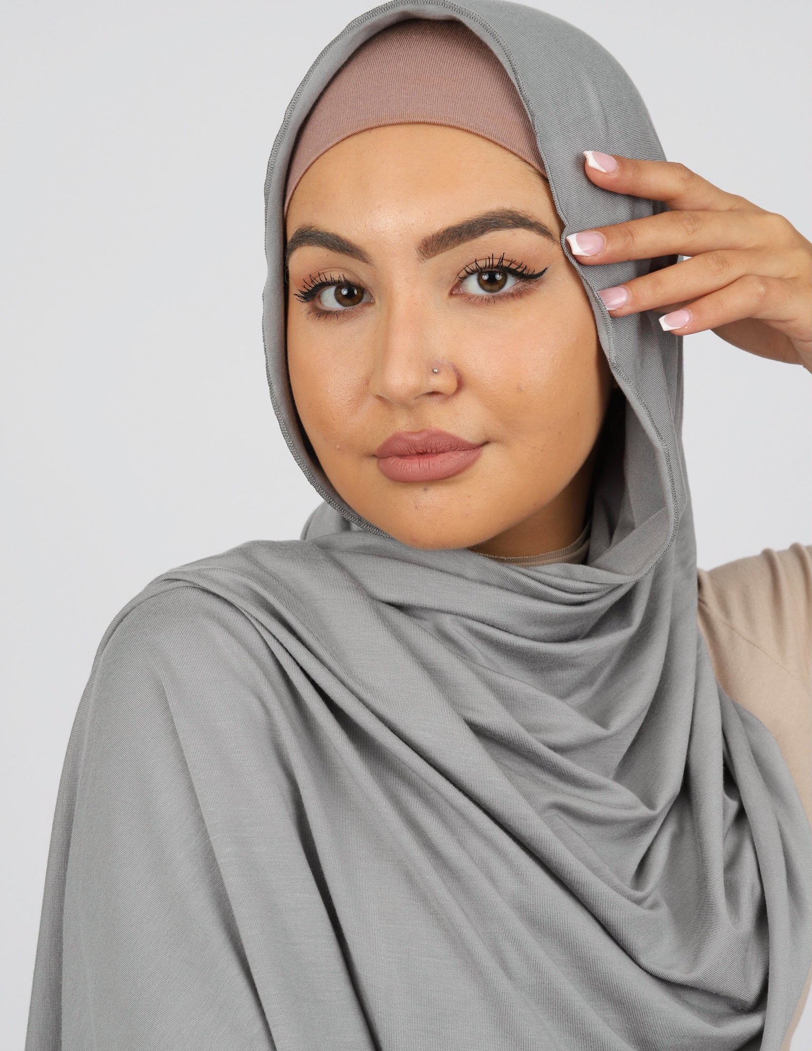 SC00077SilverGrey-scarf-hijab