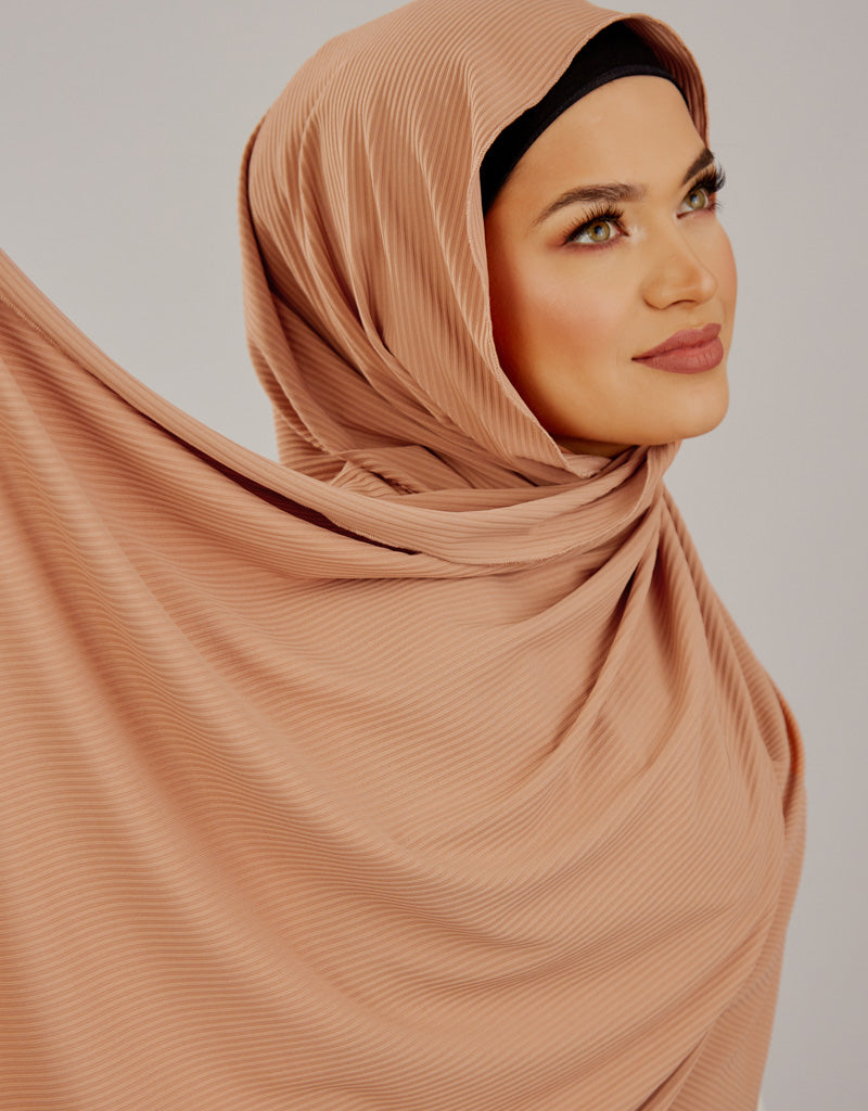 SC00107Salmon-shawl-hijab
