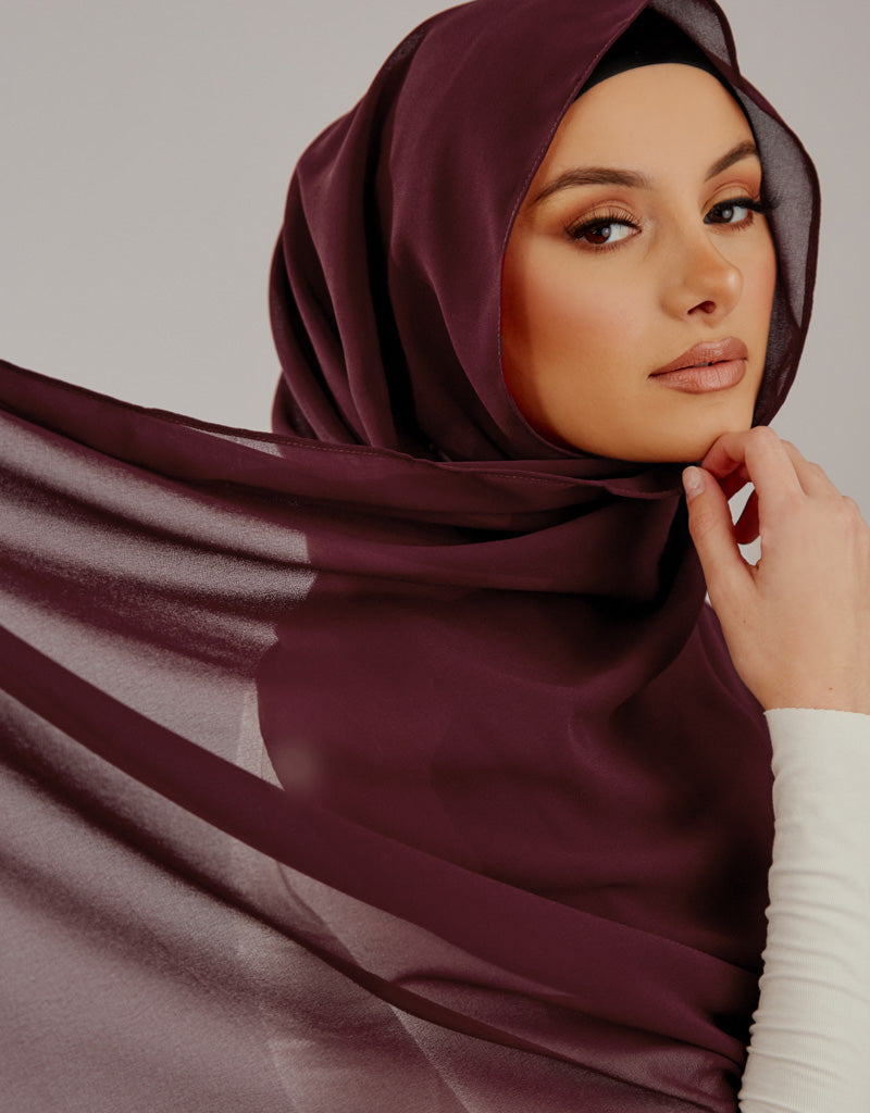 SC00125-Boysenberry-shawl-hijab