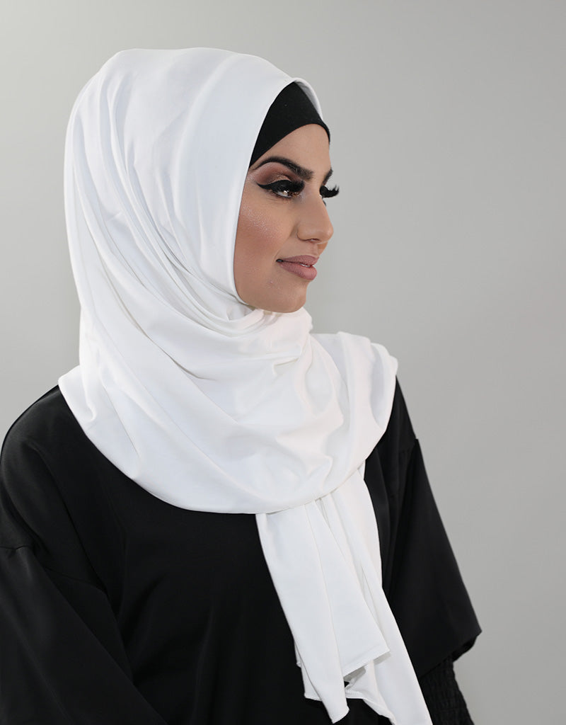 SCJ00003RiverWhite-scarf-hijab