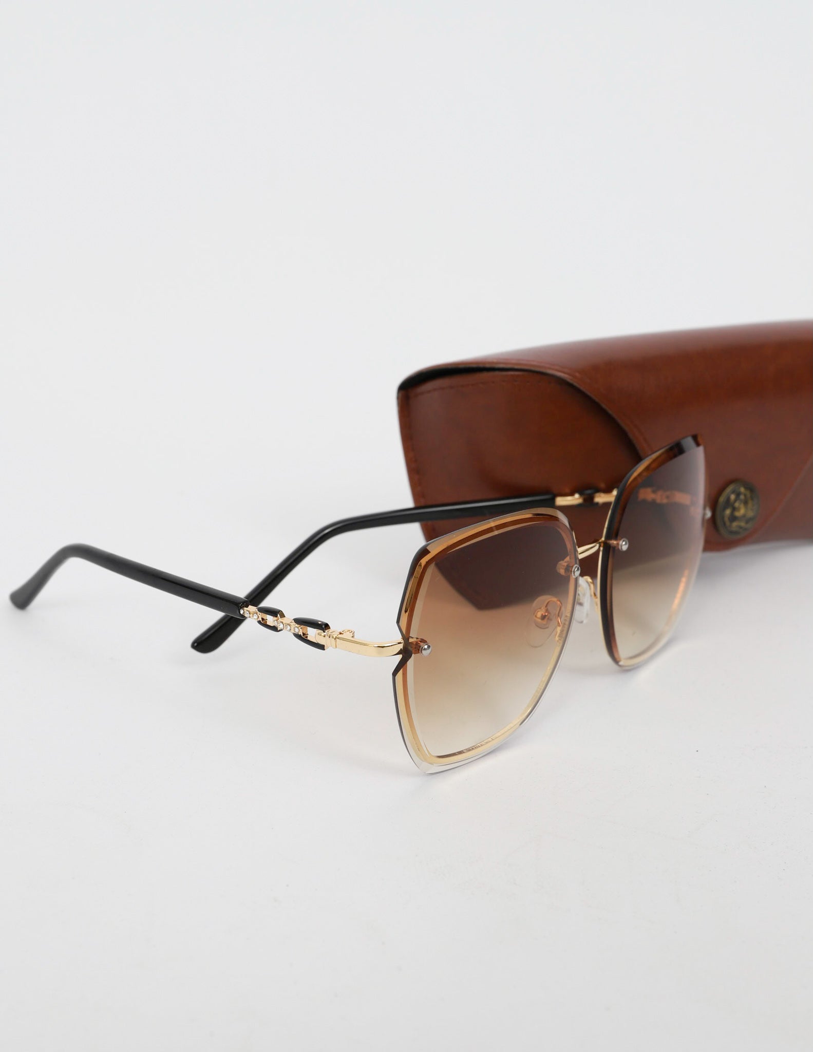SG00019Gold-sunglasses-accessories