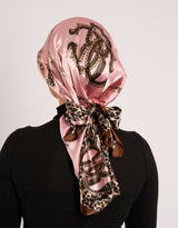WS..110PinkLeopard-scarf