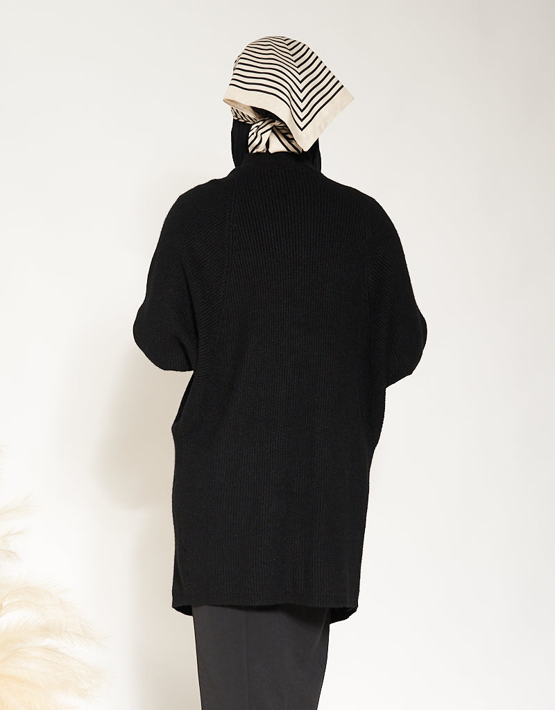 WS00162-Black-knit-cardigan