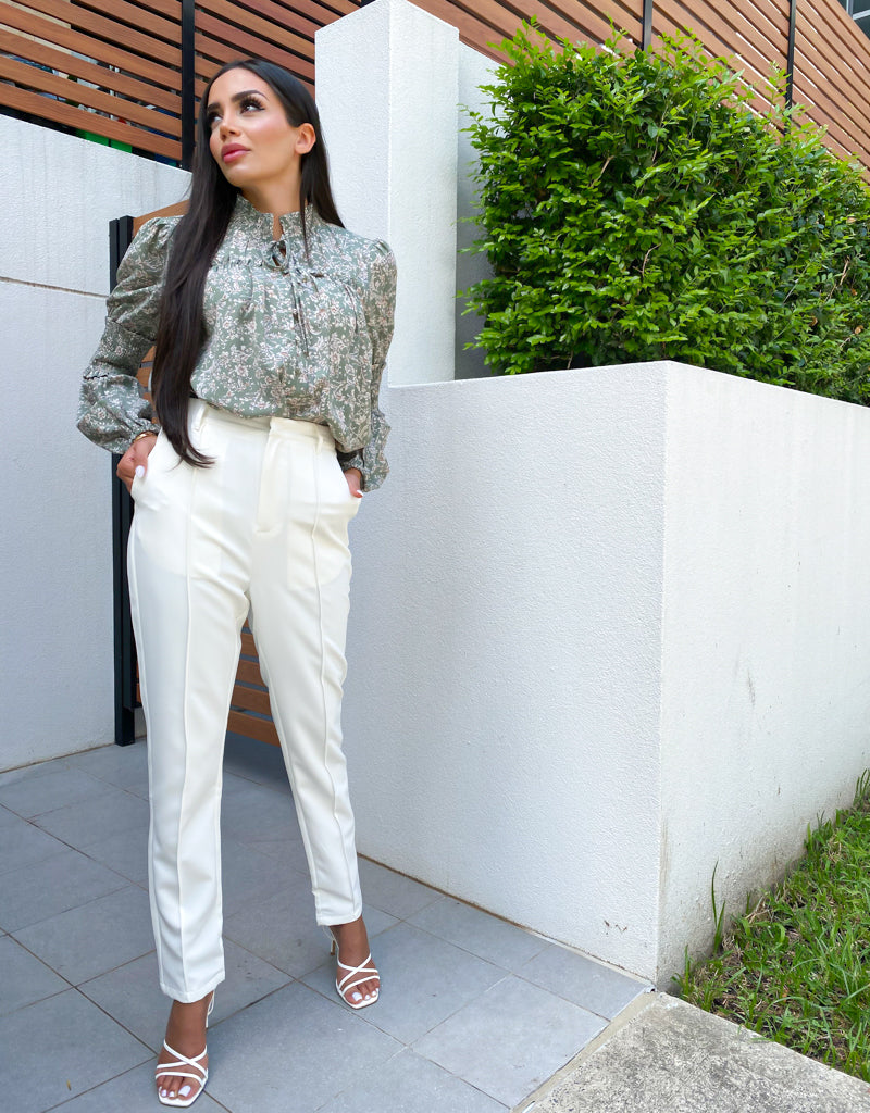 WS8000White-pants