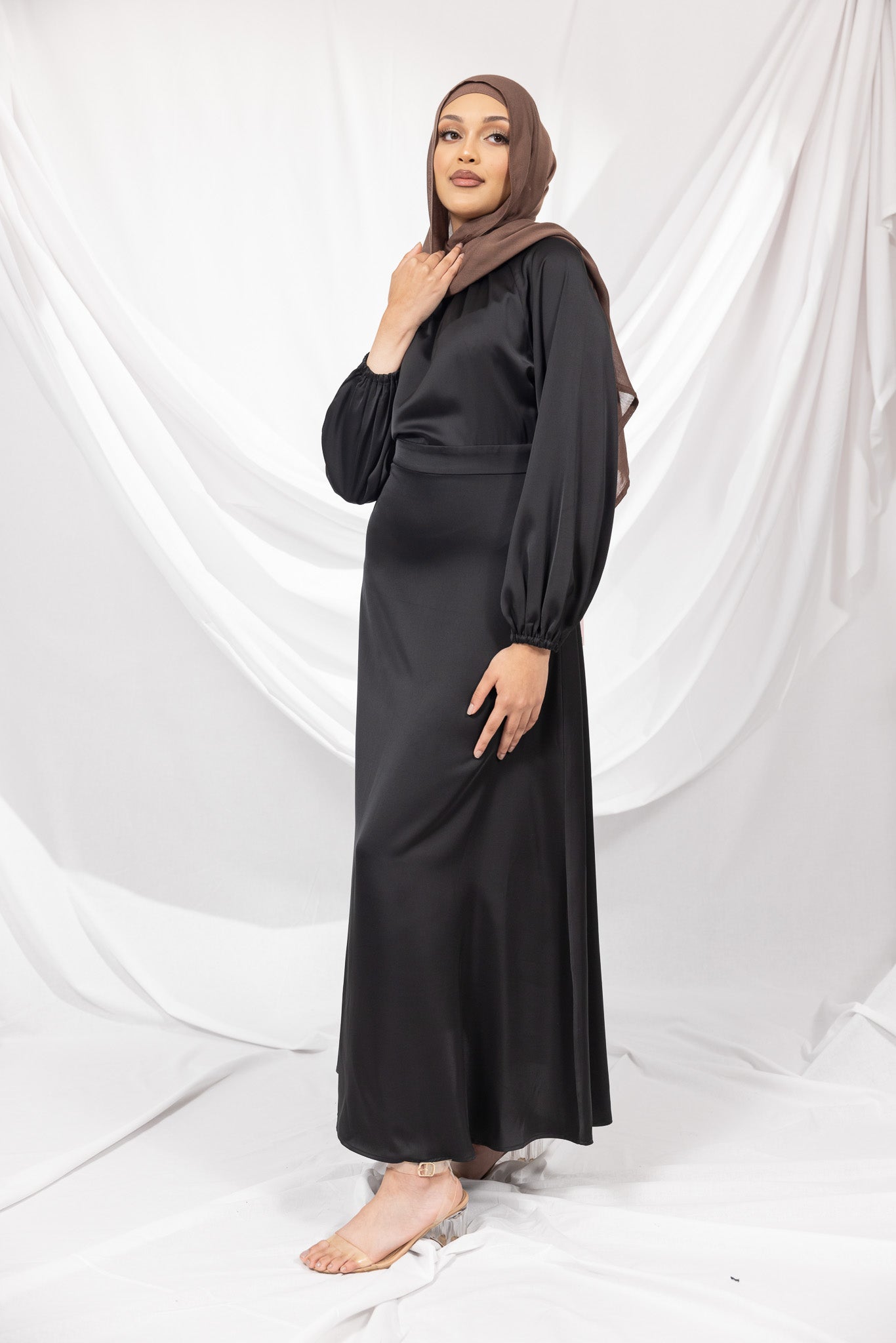 m8025Black-dress-abaya